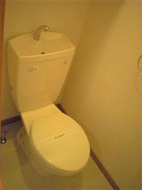 Room image 10