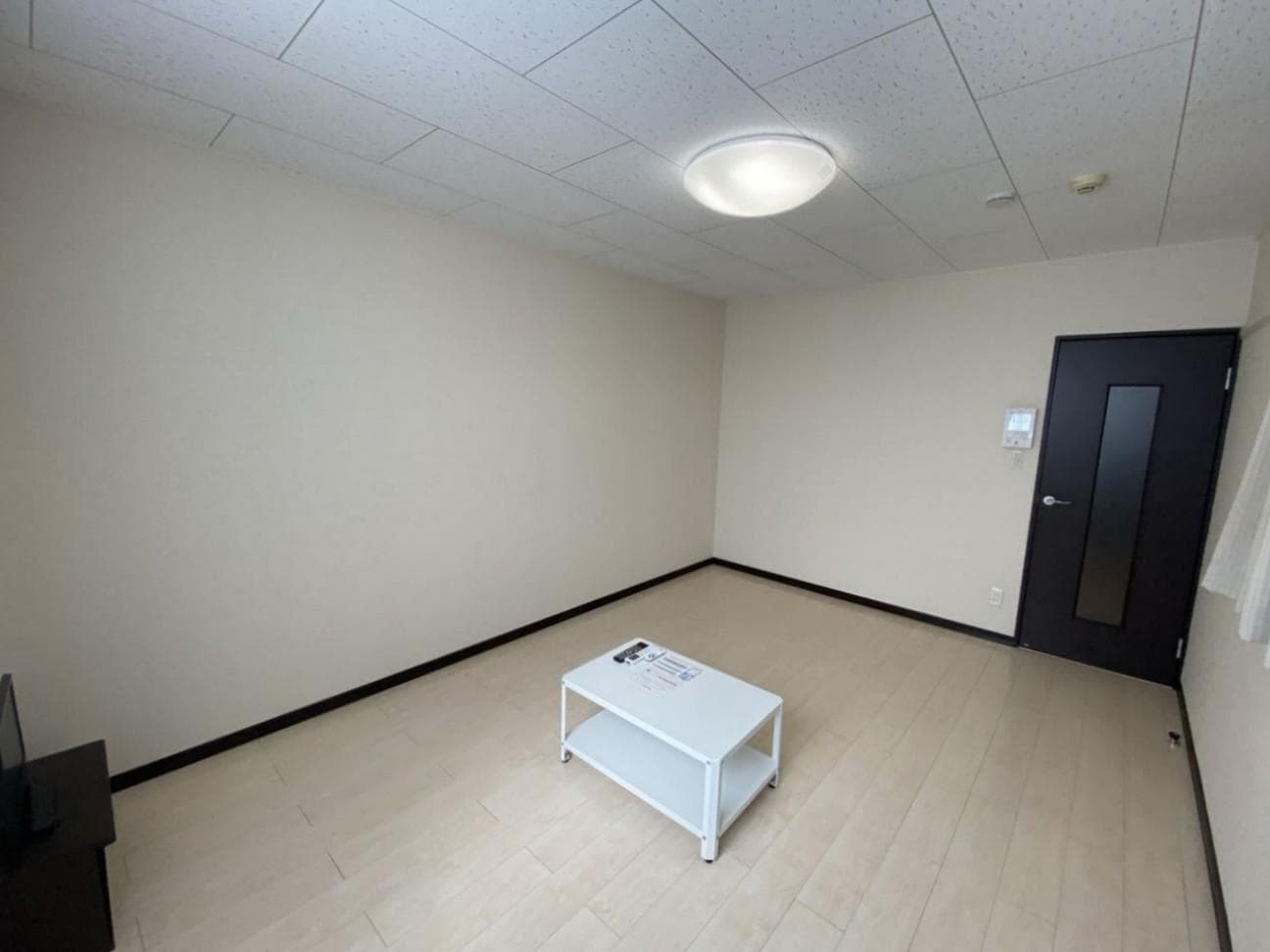 Preview interior of LEONEXT Enju Kita