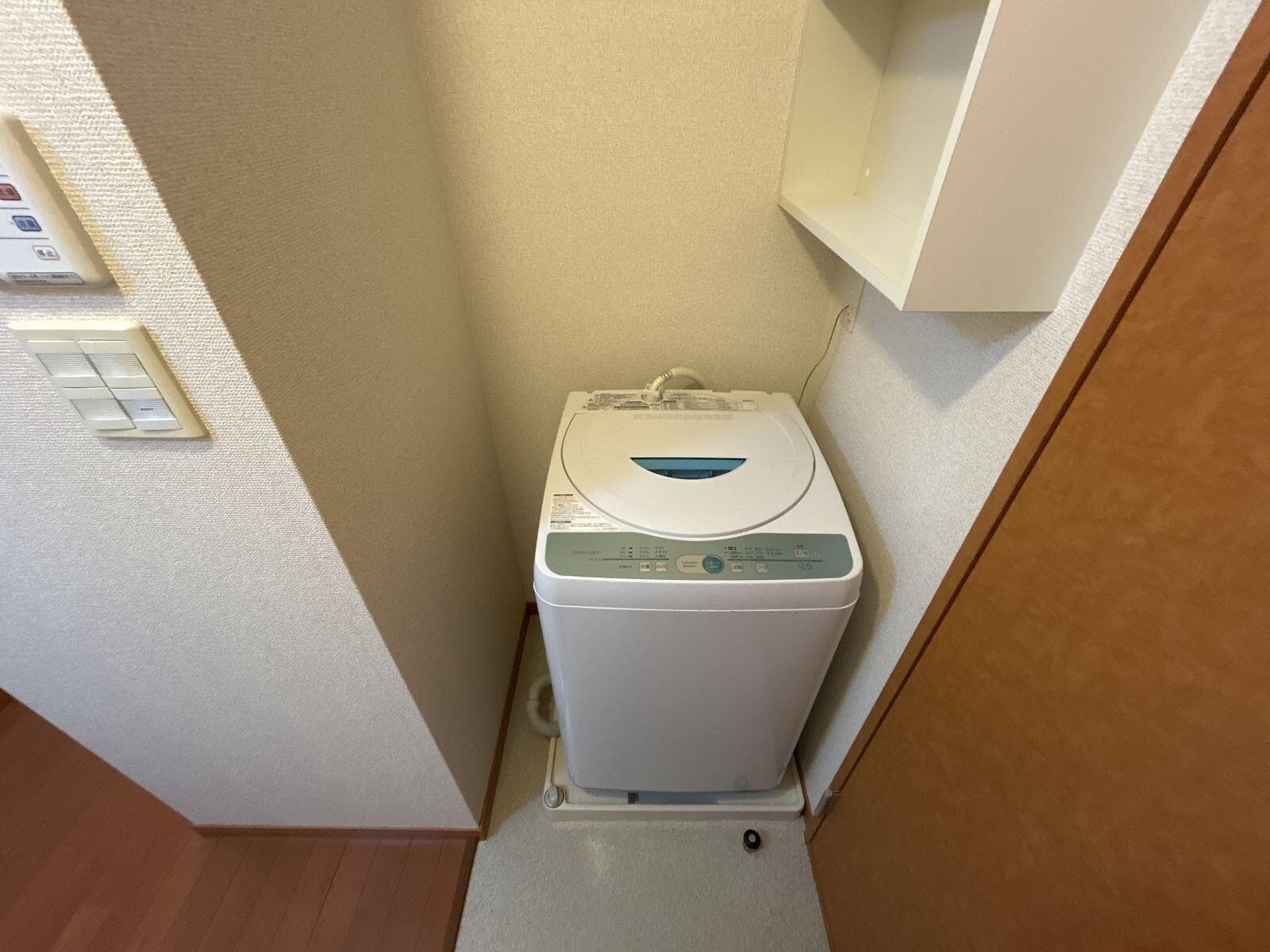 Room image 13