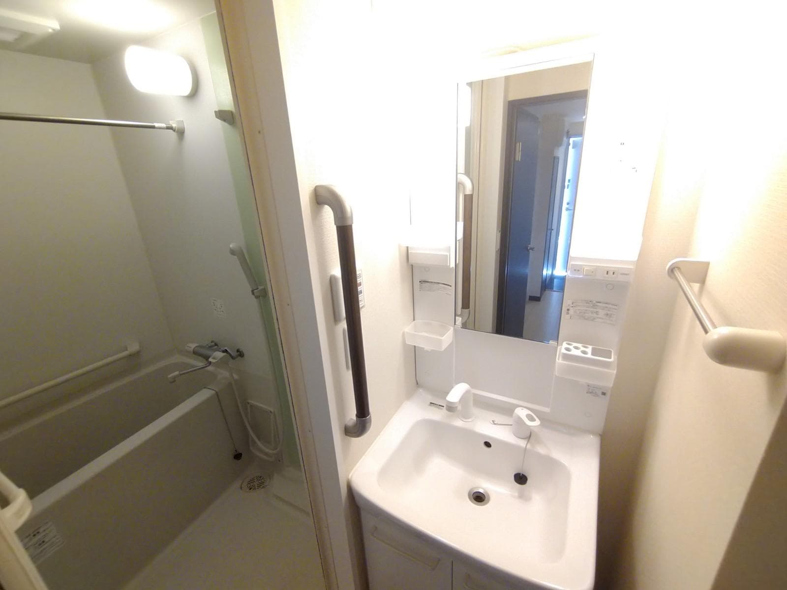Room image 10