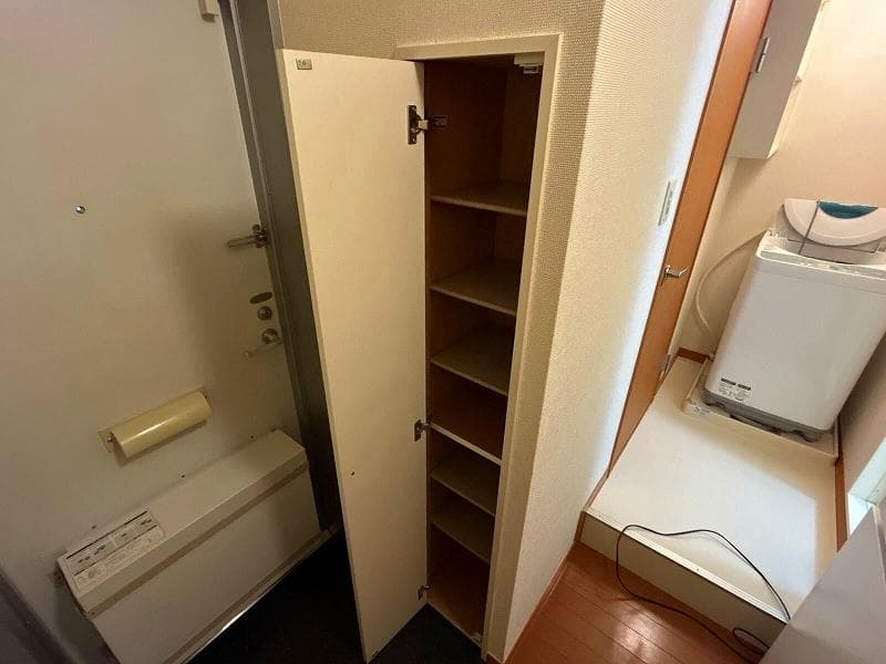 Room image 13