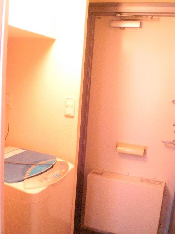 Room image 15
