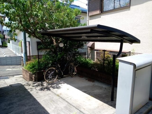 Room image 12