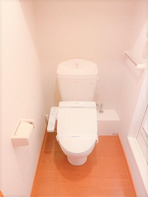 Room image 9