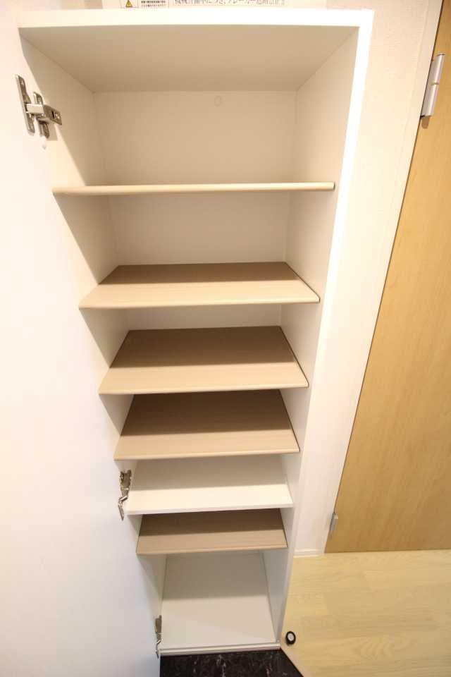 Room image 15