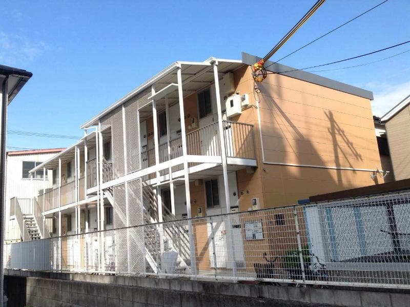 Main exterior of leopalace Matsubara House