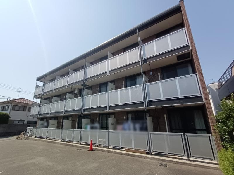 Main exterior of leopalace Kizuri