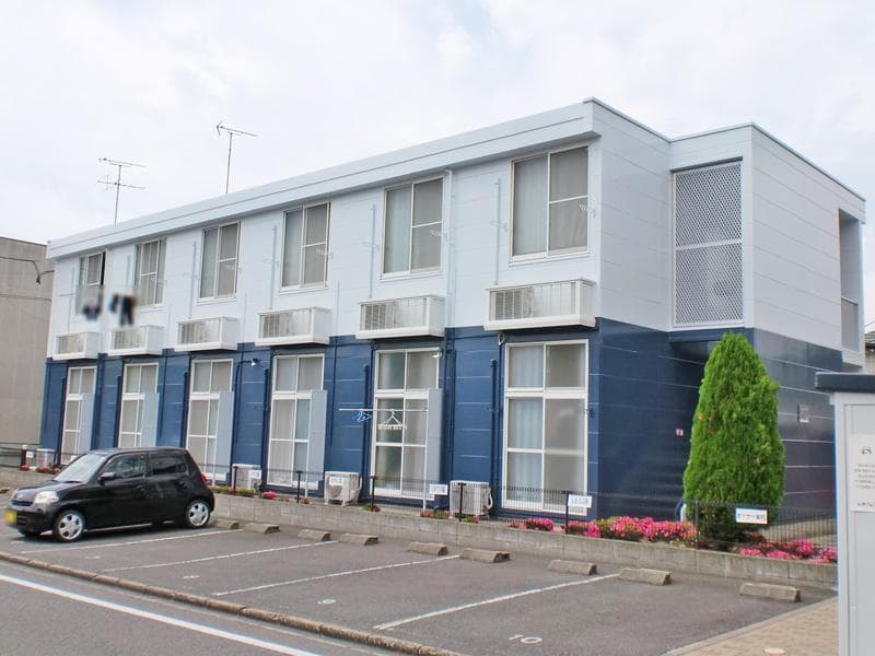 Main exterior of leopalace Tsuru Heights