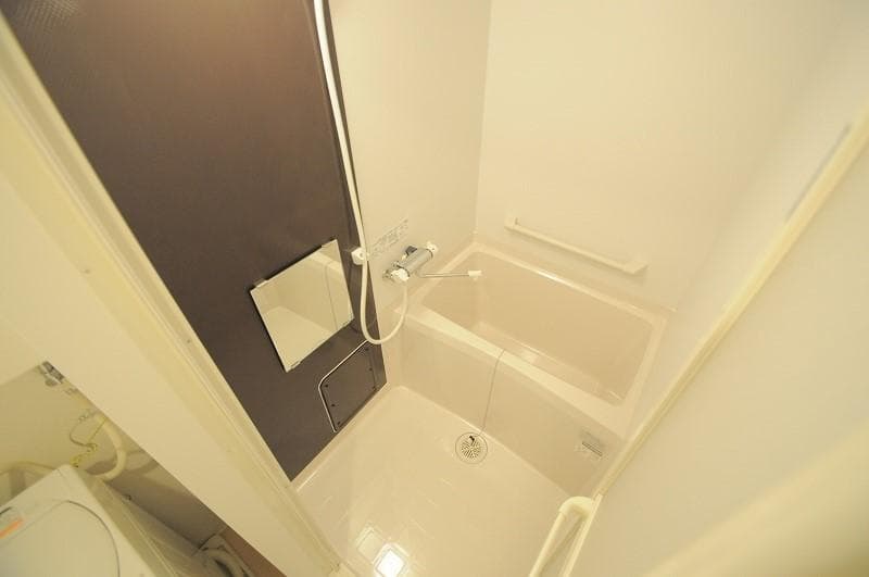 Room image 11