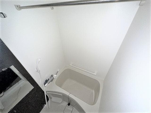 Room image 15
