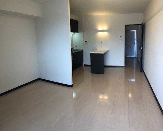 Preview interior of LEONEXT Jimbohara