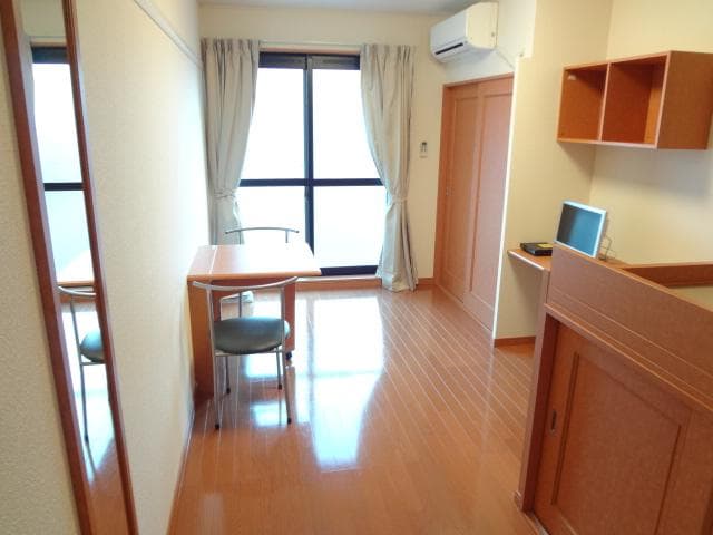 Preview interior of leopalace Kawaguchi