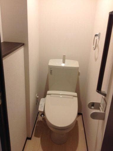 Room image 8