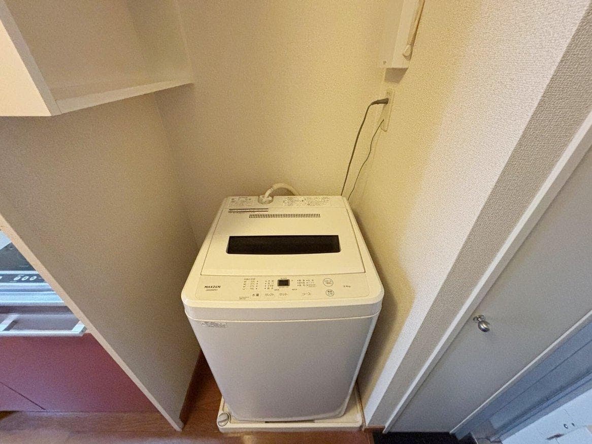 Room image 13