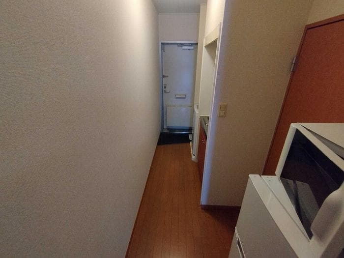 Room image 11