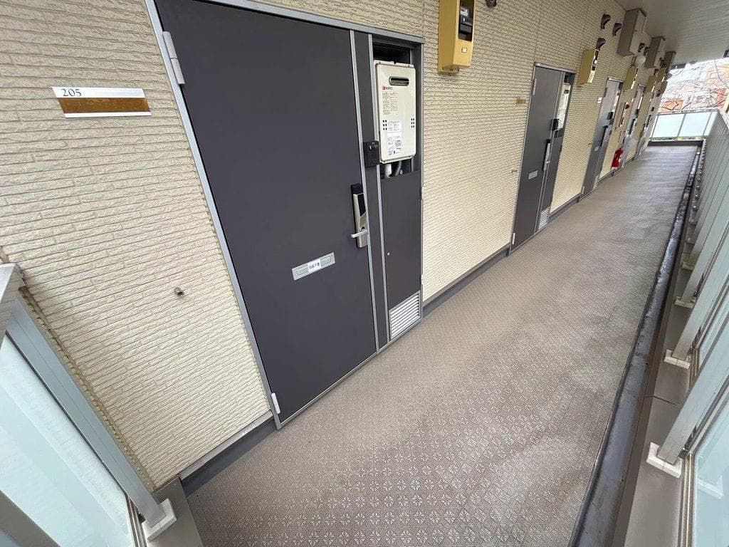 Room image 11