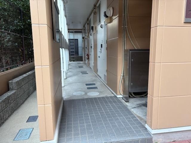 Room image 10