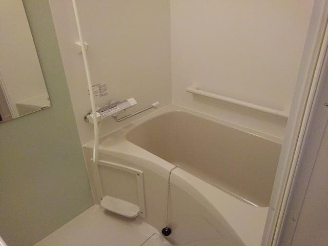 Room image 15