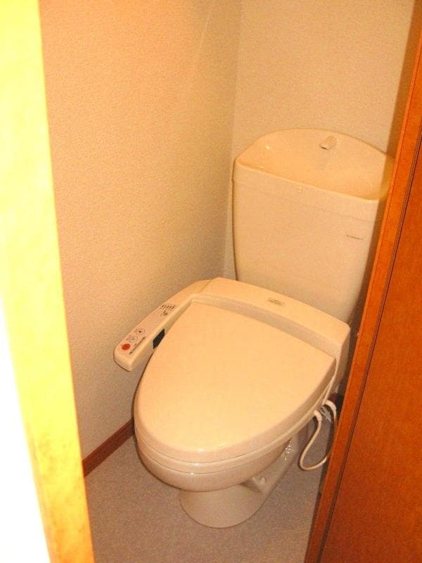 Room image 10