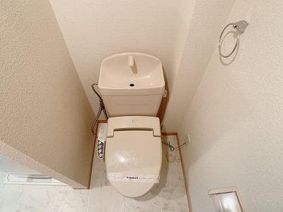 Room image 9