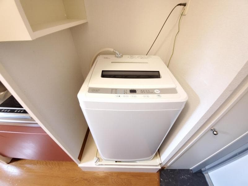 Room image 11