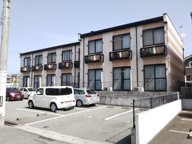 Main exterior of leopalace Sun Ciro