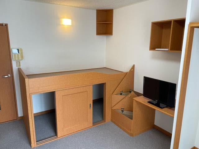 Room image 13