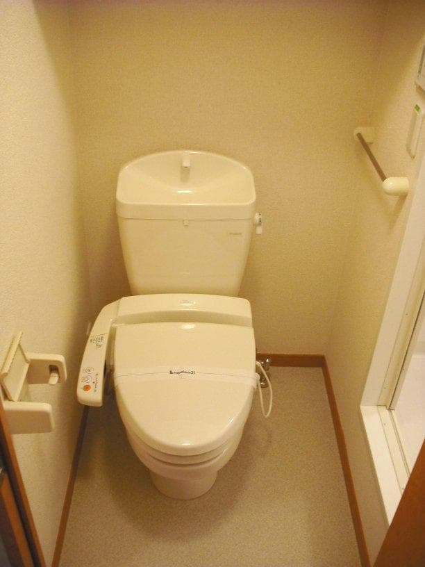 Room image 12