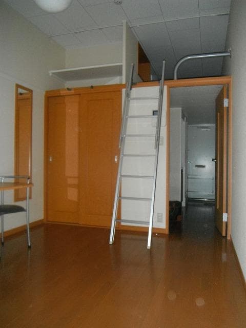 Preview interior of leopalace M2