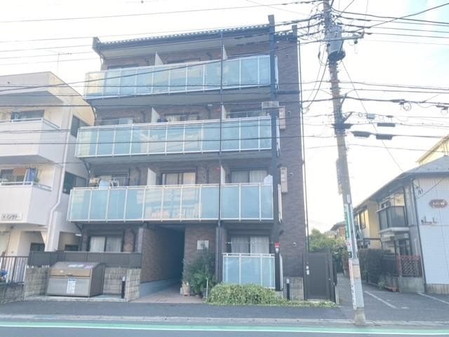 Main exterior of LEONEXT Rock Castle