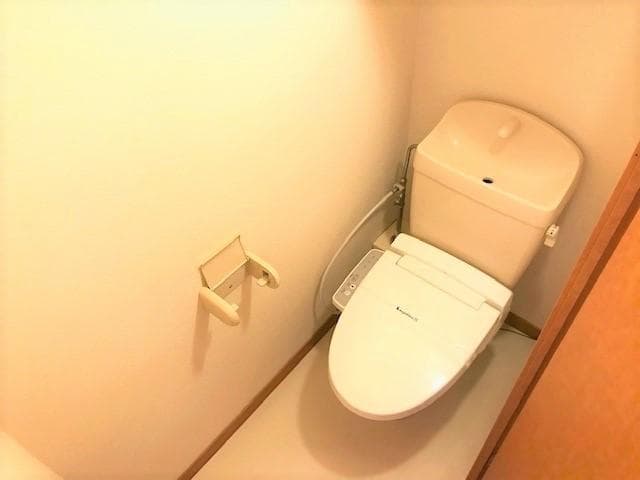 Room image 12