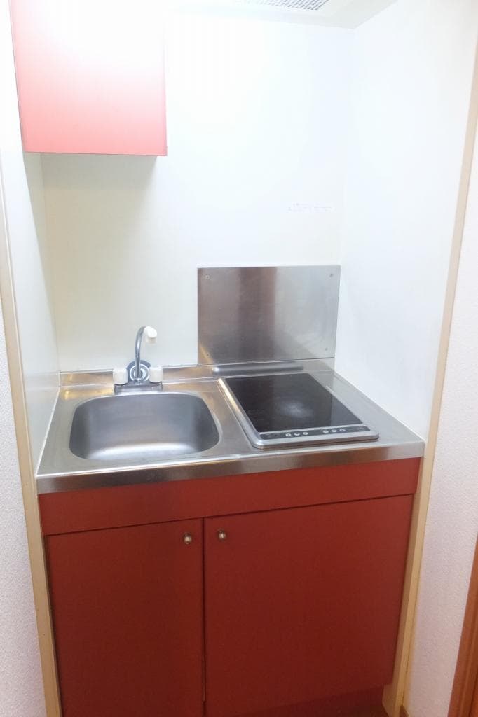 Room image 10