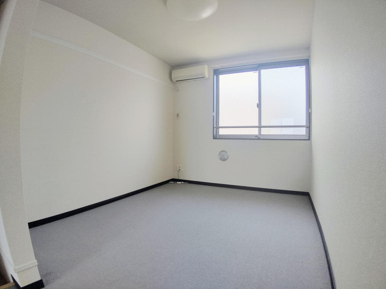 Preview interior of LEONEXT Fall