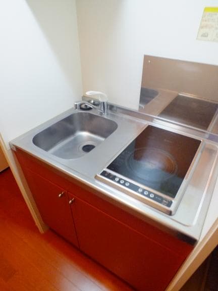 Room image 8