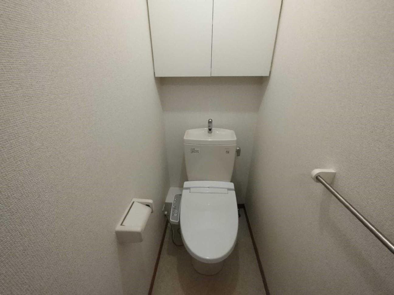 Room image 9