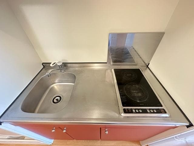 Room image 12