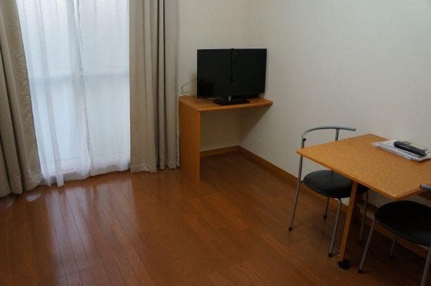 Room image 10