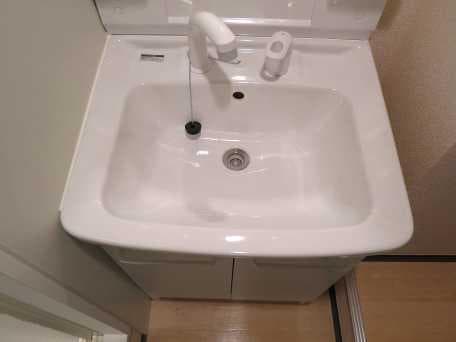 Room image 16