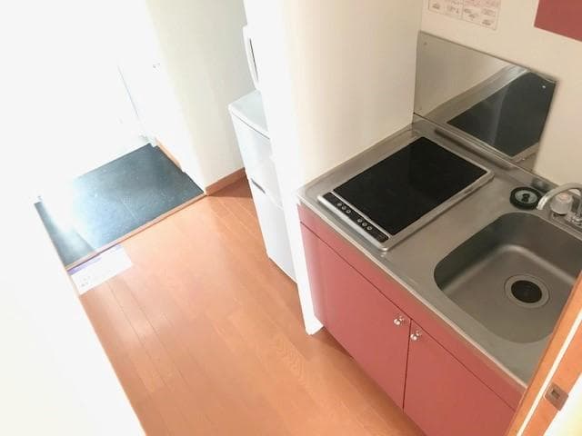 Room image 11