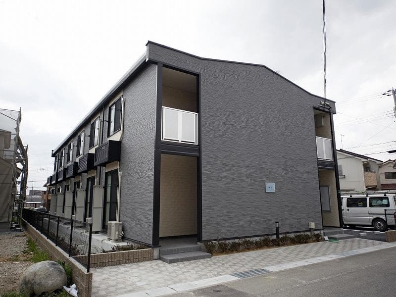 Main exterior of leopalace Yoshino