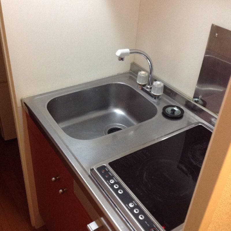 Room image 8