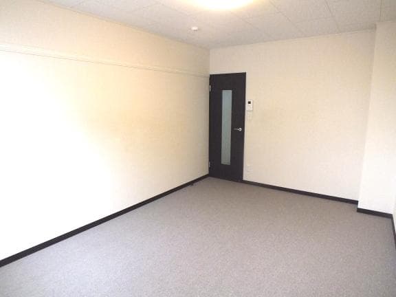 Preview interior of LEONEXT Sun Heights D