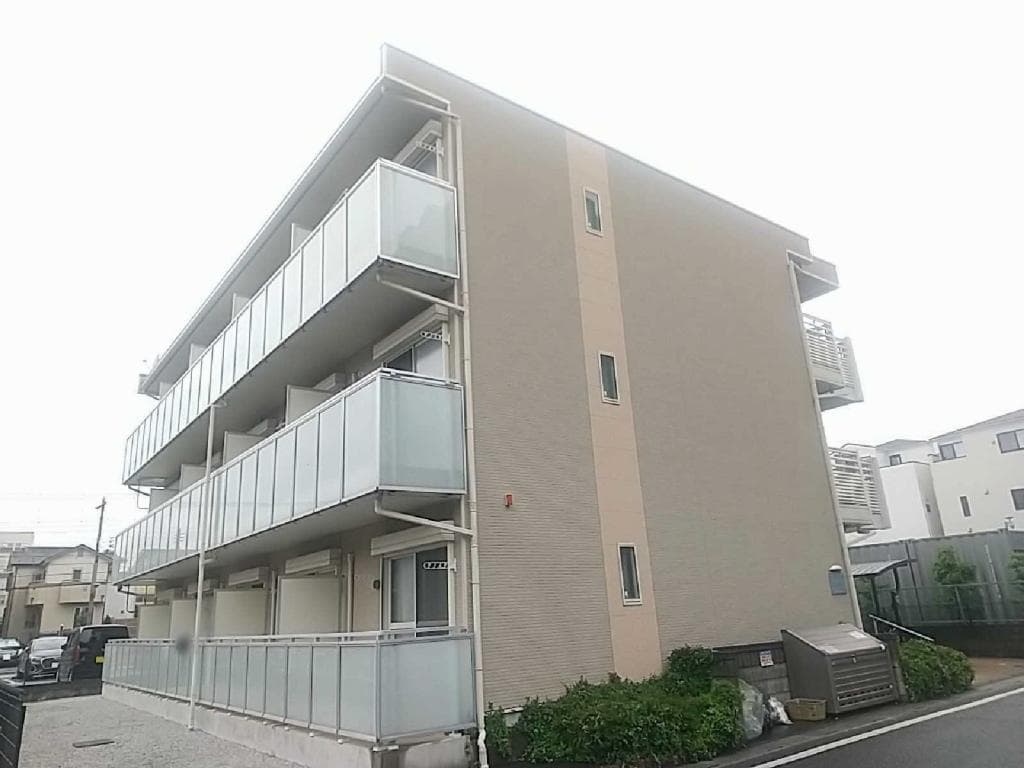 Main exterior of LEONEXT Schoenschein