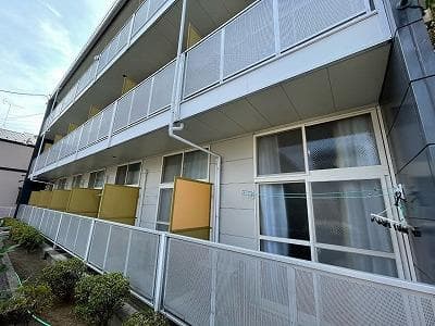 Room image 8
