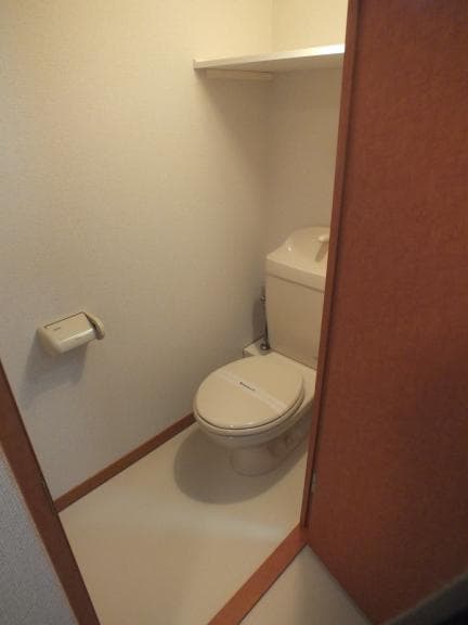 Room image 10
