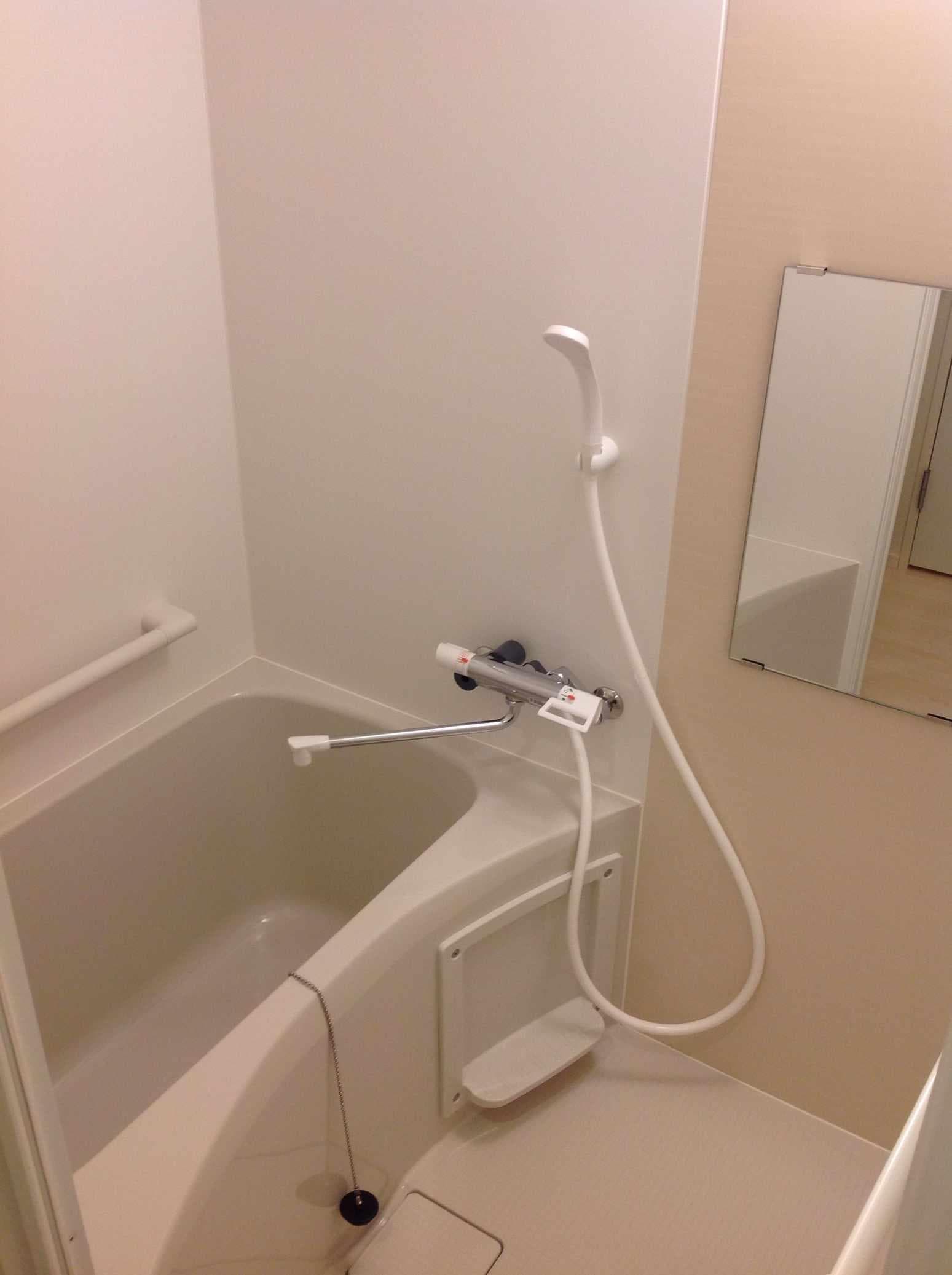 Room image 12