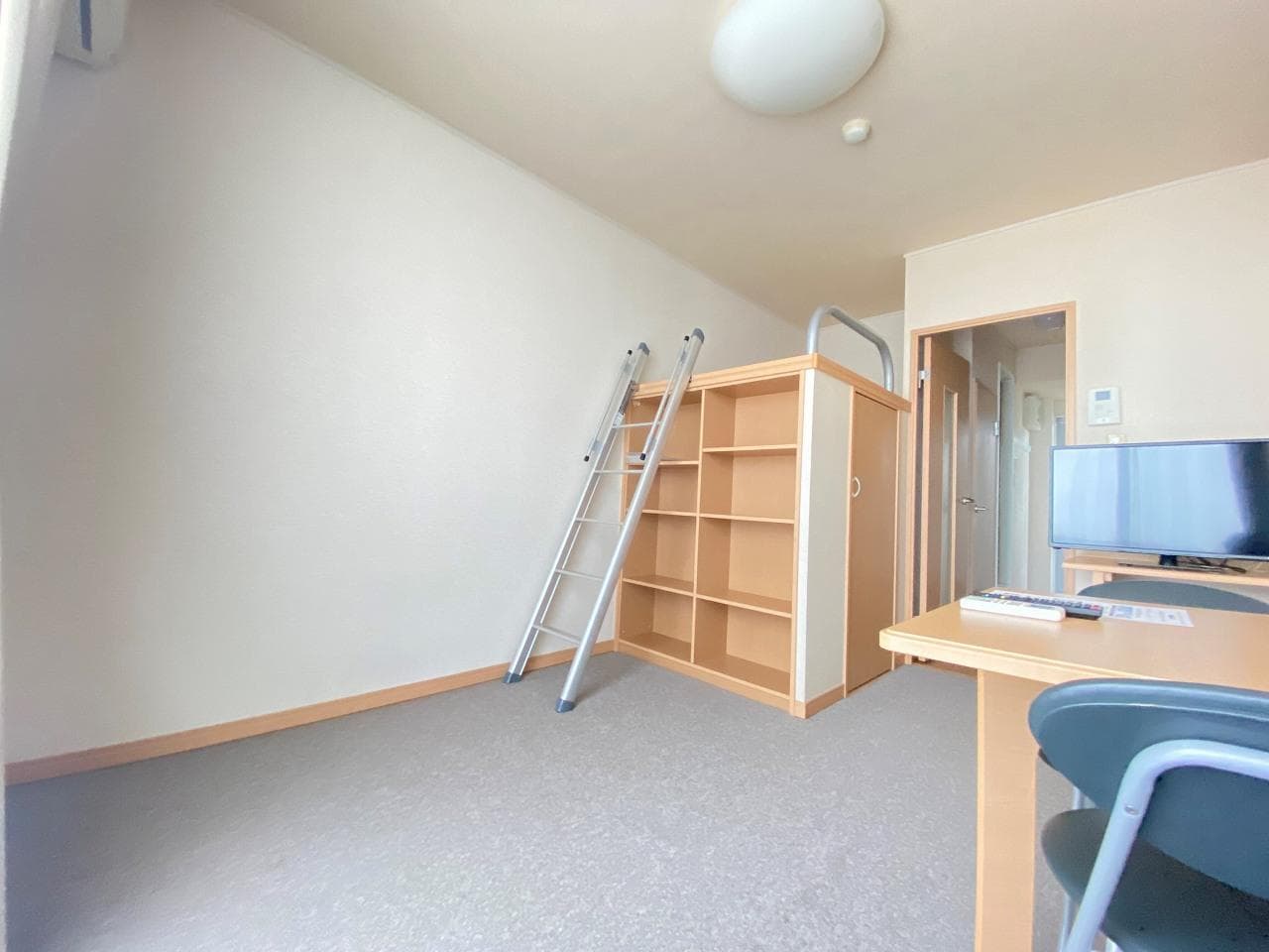 Preview interior of leopalace Nakamuneoka Due