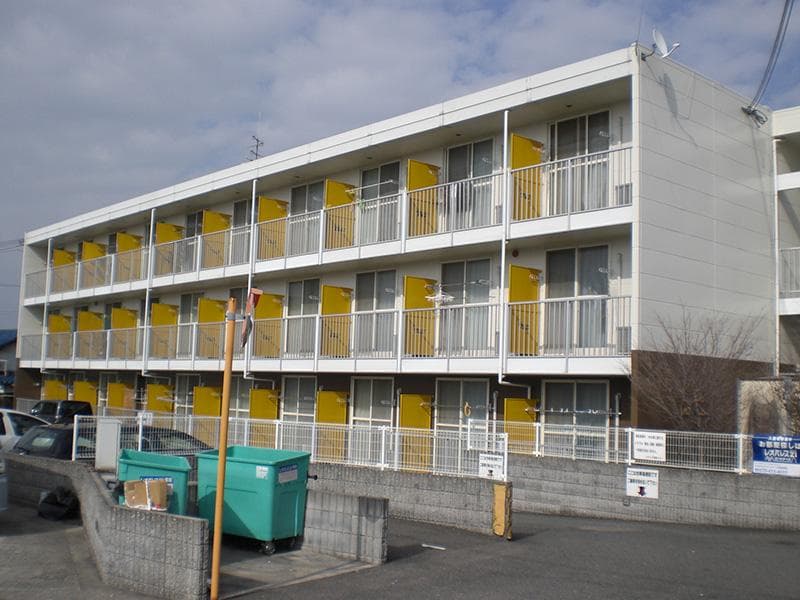 Main exterior of leopalace Parfait