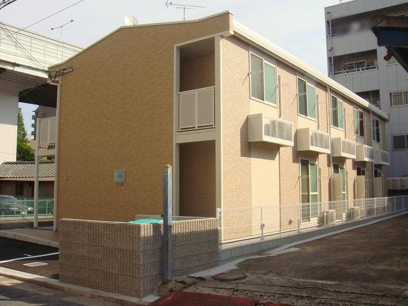 Main exterior of leopalace Anri