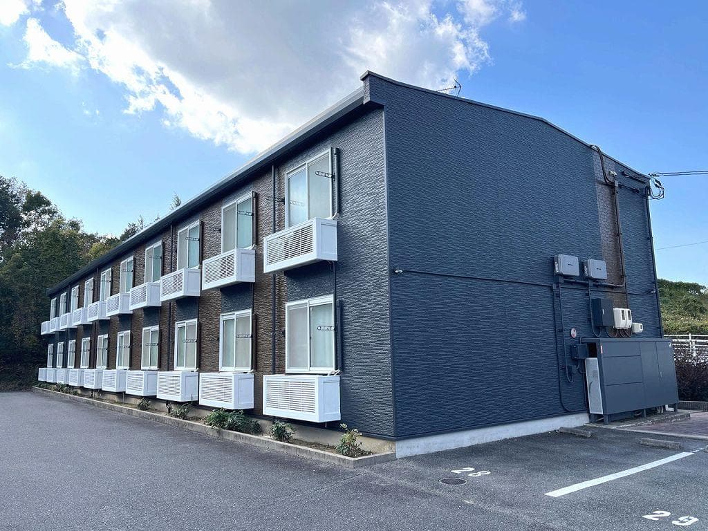 Main exterior of leopalace Alta Fore I
